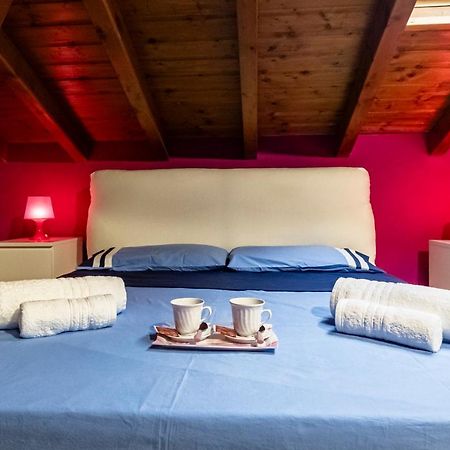 Leonardo Academy In 5' - Parcheggio Gratis - Laghi & Wi-Fi Apartment Sesto Calende Exterior foto